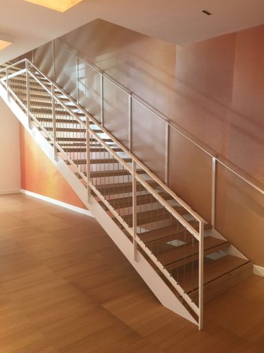 Escalier droit acier, bois et filin