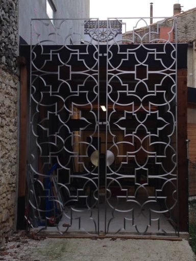 Grille de l'ambassade d'Arabie Saoudite 