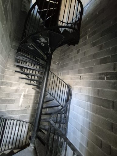 Escalier Hélicoïdale sur-mesure en Acier 